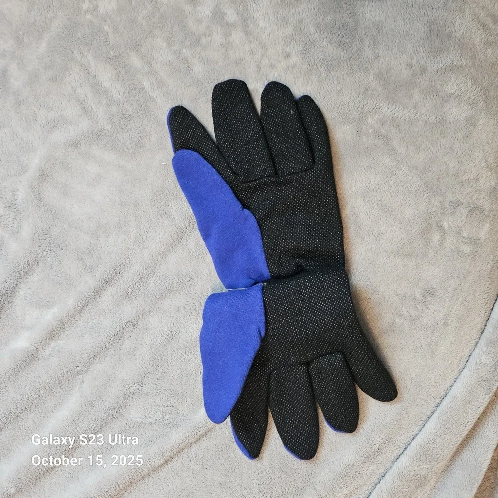 BALTIMORE RAVENS NFL‎ Sport Utility Gloves w/ PVC Gripper Dots, One-Size - NEW!